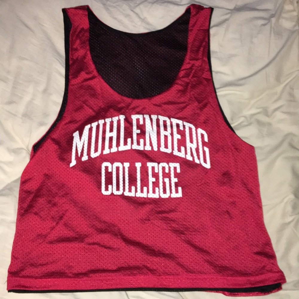 Muhlenberg Reversible Pinnie
